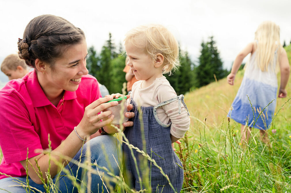 Die Natur entdecken im Kinderhotel Allgäuer Berghof