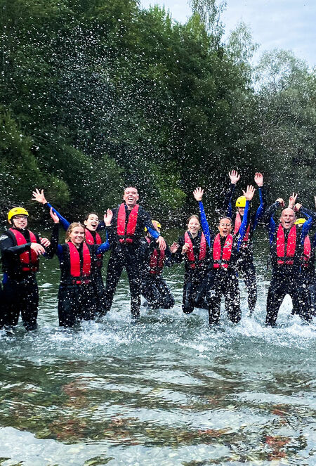 Azubi Ausflug zum Rafting im Allgäu vom Kinderhotel Allgäuer Berghof