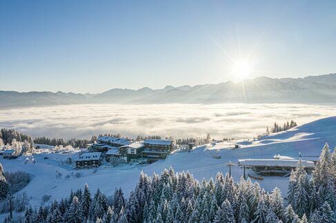 Skiurlaub mit Kindern direkt an der Piste im Kinderhotel Allgäuer Berghof
